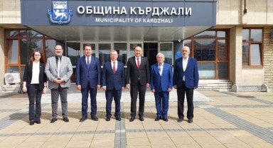 Tabakoğlu’ndan Kırcaali Valisi’ne ziyaret