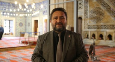 Üç büyük camide Enderun usulü teravih namazı