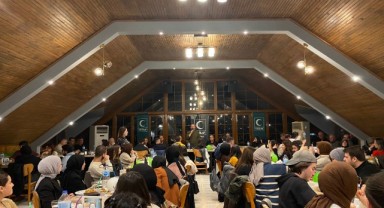 Yeşilay ailesi iftarda buluştu