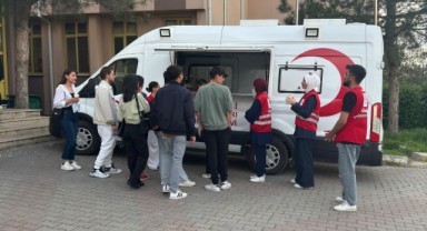 Genç Kızılay’dan öğrencilere moral çorbası