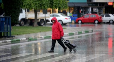 Sağanak etkisini devam ettirdi