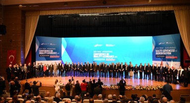 TÜ akreditasyon konferansında