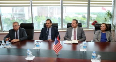 TÜ’ye Amerika’dan misafir