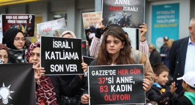 AK Partililer Filistinli annelerin sesi oldu