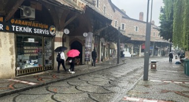 Edirne'de sağanak etkili oluyor
