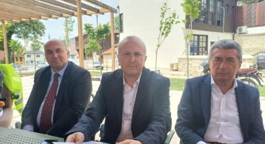 Eski yürütme kurulundan tam destek