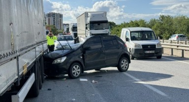 Otoyolda trafik kazası