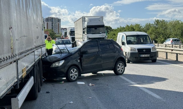 Otoyolda trafik kazası