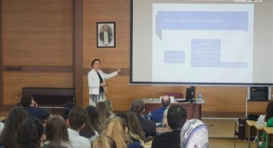 Sağlık Bilimleri Enstitüsü’nden sempozyum