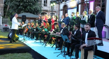 ‘Türk Tangoları ve Kantoları’