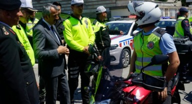 Vali sürücüleri uyardı
