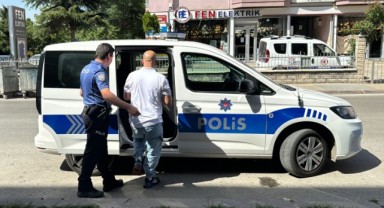 ‘Dur’ ihtarına uymadı alkollü ve ehliyetsiz yakalandı