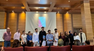 Öğrencilerin mimarlık projeleri yarıştı
