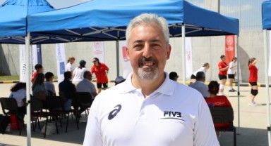 Sınırda voleybol dostluk maçı