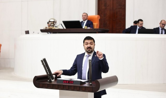 ‘Ekonominin cenazesini kaldırdılar, helvasını kavuramadılar’