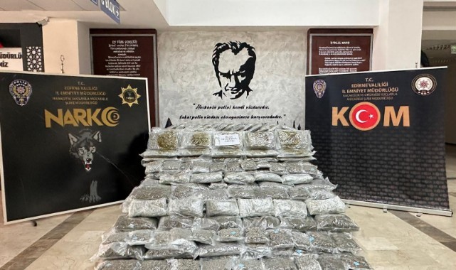 Gümrükte uyuşturucu operasyonu