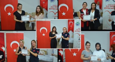 İlk yardımcılara sertifika