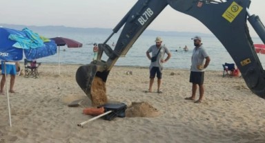 Sahillerde sabit şezlong ve şemsiyeler kaldırılıyor