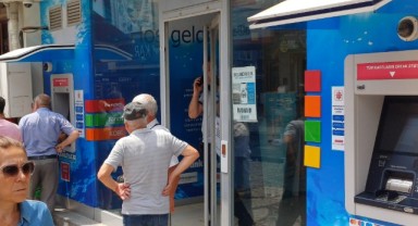 Sorun çözüldü banka açıldı