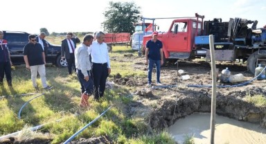 Tunca’dan su alamayan çiftçilere kuyu