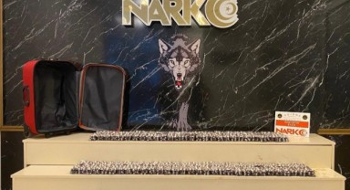 9 bin 828 sentetik ecza hapı ele geçirildi