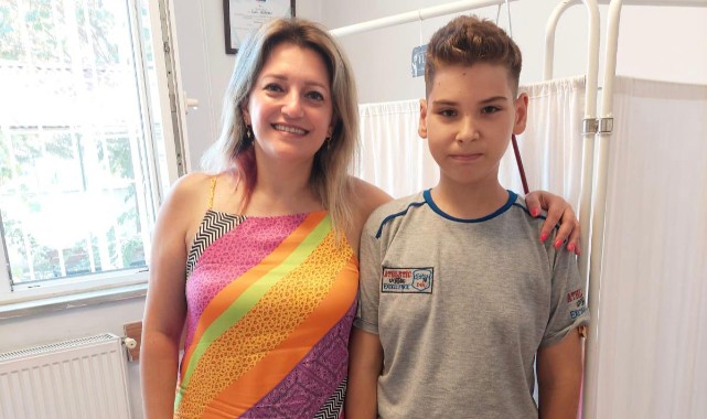 Efecan kilo vererek sağlığına kavuştu