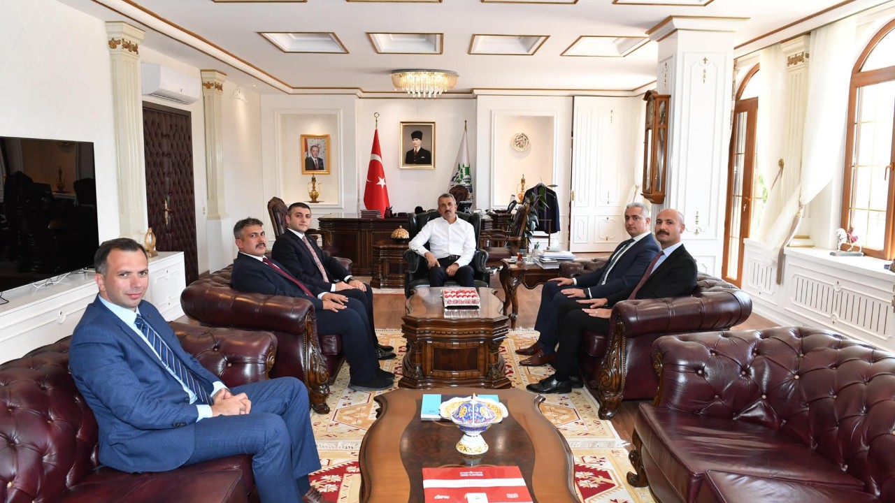 Göç İdaresi Müdürlerinden Sezer'e ziyaret