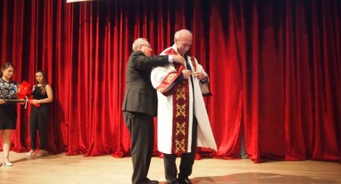 Hatipler cübbeyi devraldı