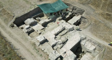 Perinthos Antik Kenti'ndeki tiyatro gün yüzüne çıkarılıyor