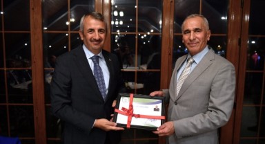 Sezer'den komutanlara yemekli veda