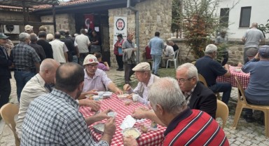 Gaziler Günü dolayısıyla pilav dağıtıldı