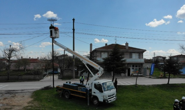 TREDAŞ’tan leylek yuvalarına bakım