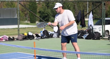 TÜ öğrencilerinden pickleball etkinliği
