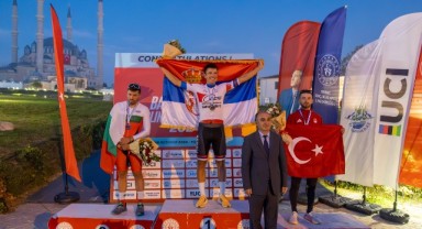 Balkan Yol Bisikleti Şampiyonası Edirne'de başladı