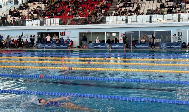 ‘Cumhuriyet Bayramı Yüzme Şenliği’