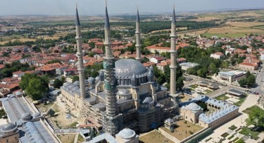‘Köfte ve ciğer ile turizm olmaz’