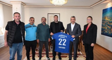 Kulüp ve derneklerden Sezer’e ziyaret