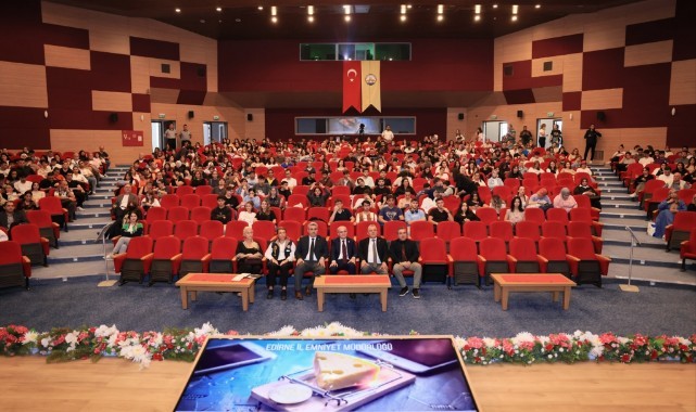 Öğrencilere siber suçlarla mücadele anlatıldı