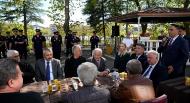Sezer’den yaşlılara ziyaret