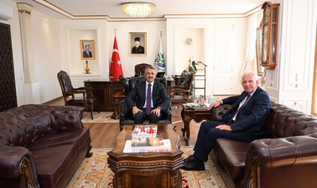 Sezer ziyaretleri makamında kabul etti