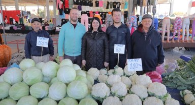 Akın pazarcı esnafıyla buluştu