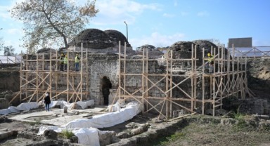 Gazi Mihal Hamamı'nın restorasyonu sürüyor
