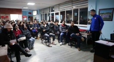 Hakem Yankaya hakem adaylarıyla bir arada