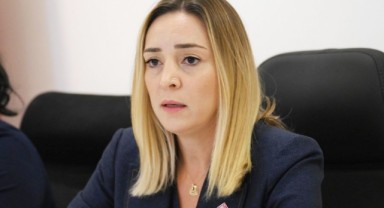 ‘Öğretmenlerimizin emeğini yüceltmekle sorumluyuz’