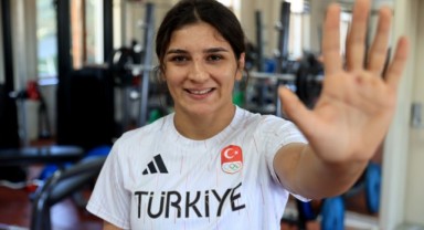 Şampiyon milli güreşçinin hedefi altın madalya