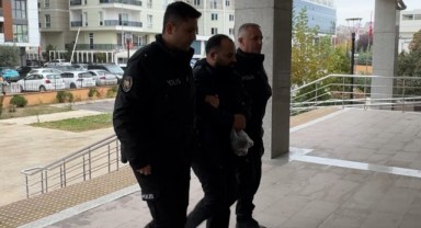 Yabancı plakalı otomobile sahte Türk plakası