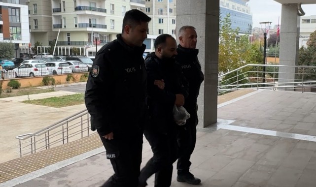 Yabancı plakalı otomobile sahte Türk plakası