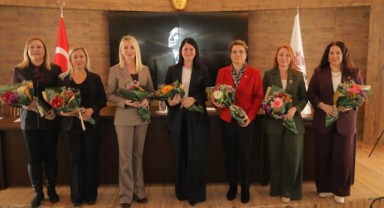Akın açtı ağzını yumdu gözünü