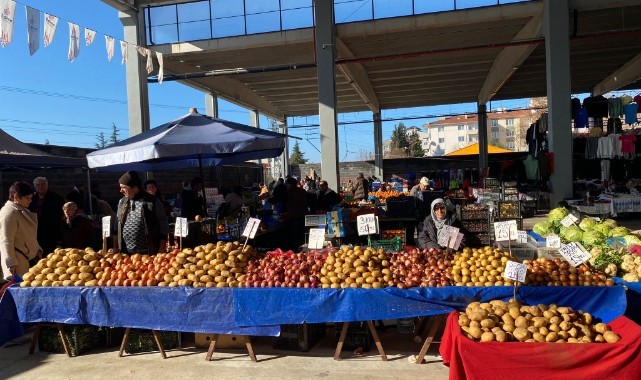 Pazarcı da, vatandaş da umutsuz