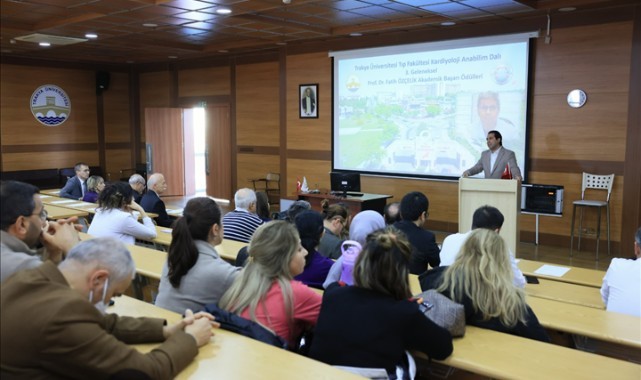 Prof. Dr. Fatih Özçelik akademik başarı ödülleri